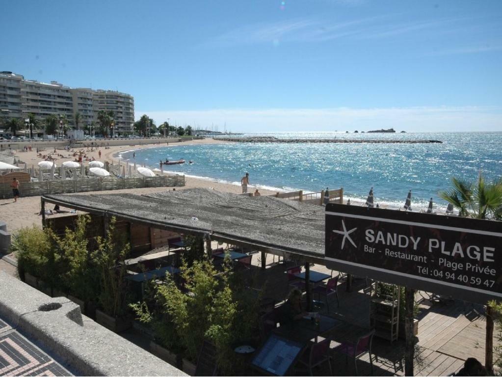 Apartamento Petit Vauban Saint-Raphaël Exterior foto